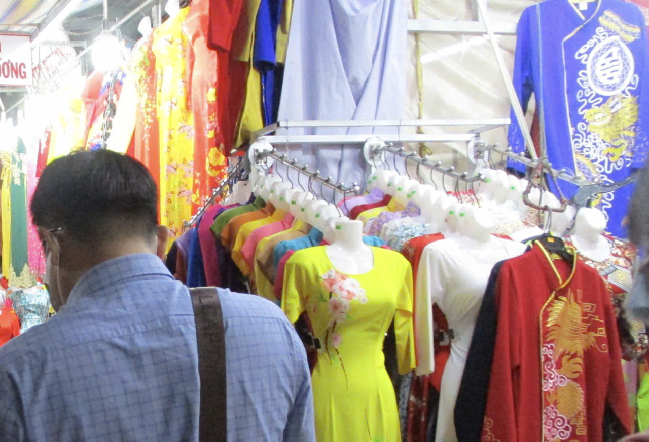 Cơn sốt &aacute;o d&agrave;i Tết 2026: 2 Triệu đơn h&agrave;ng tr&ecirc;n TikTok Shop b&ugrave;ng nổ doanh số - Ảnh 5.