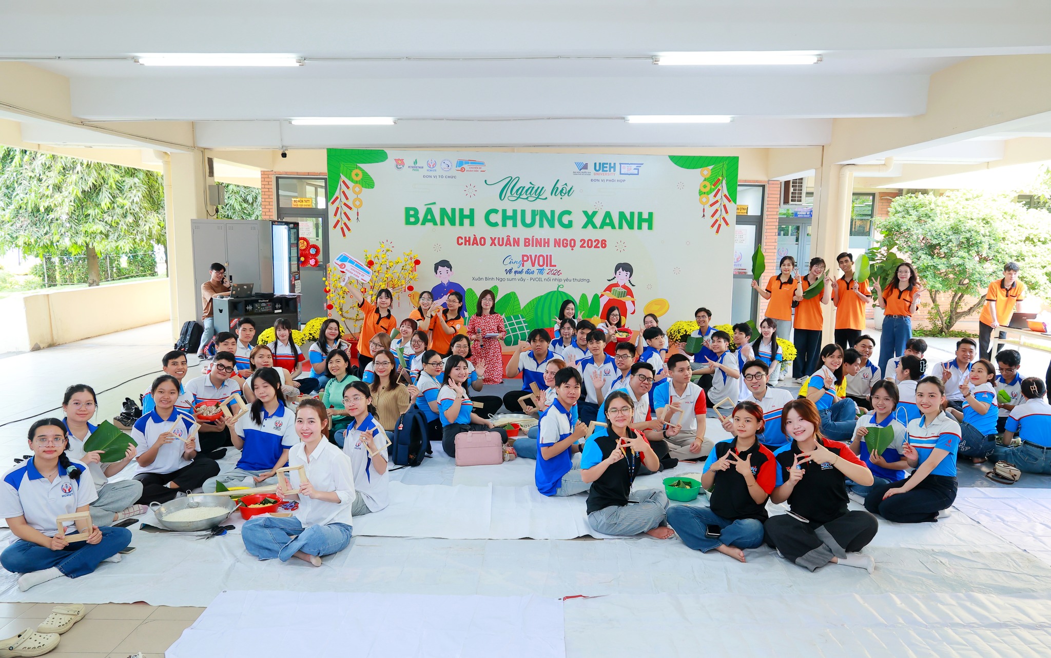 H&agrave;ng ng&agrave;n sinh vi&ecirc;n được &ldquo;bao trọn g&oacute;i&rdquo; về qu&ecirc; đ&oacute;n Tết - Ảnh 4.