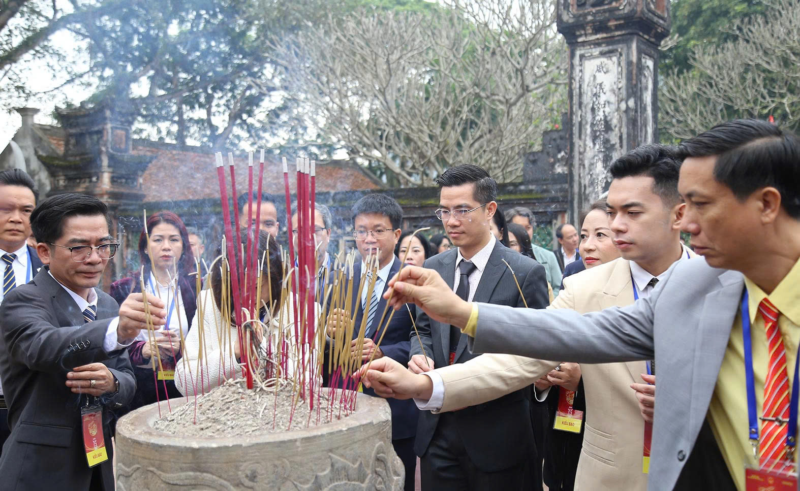 Kiều b&agrave;o ti&ecirc;u biểu từ 32 quốc gia kết nối với tỉnh Ninh B&igrave;nh - Ảnh 10.