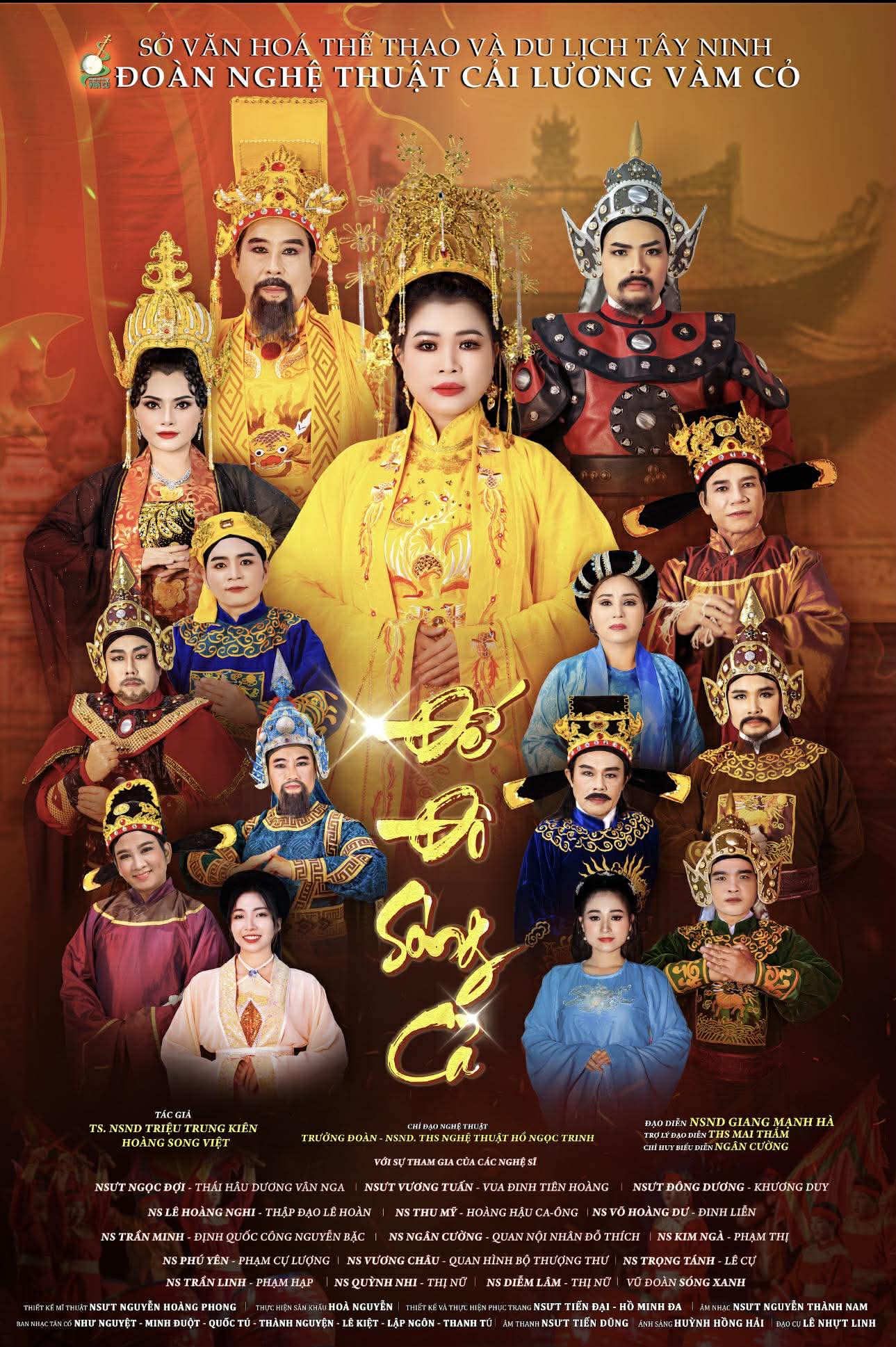 NSND Hồ Ngọc Trinh đưa vở "Đế đ&ocirc; s&oacute;ng cả" lưu diễn miền Bắc - Ảnh 1.