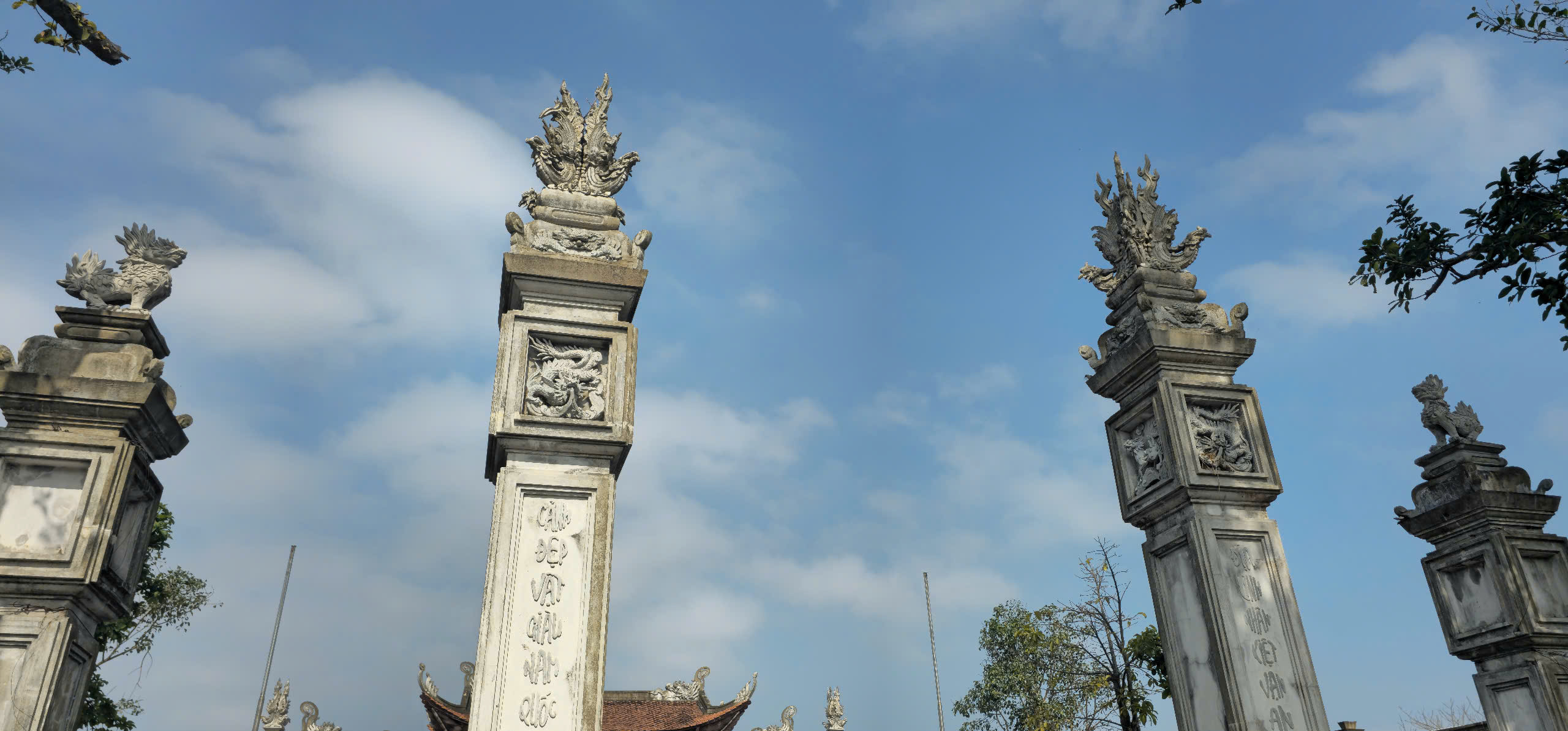 Cận cảnh đền thờ vua Mai Hắc Đế ở Hà Tĩnh - Ảnh 4.