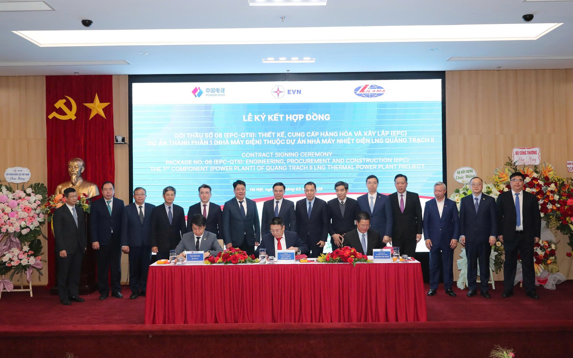 Ký hợp đồng gói thầu hơn 25.000 tỉ đồng triển khai LNG Quảng Trạch II
