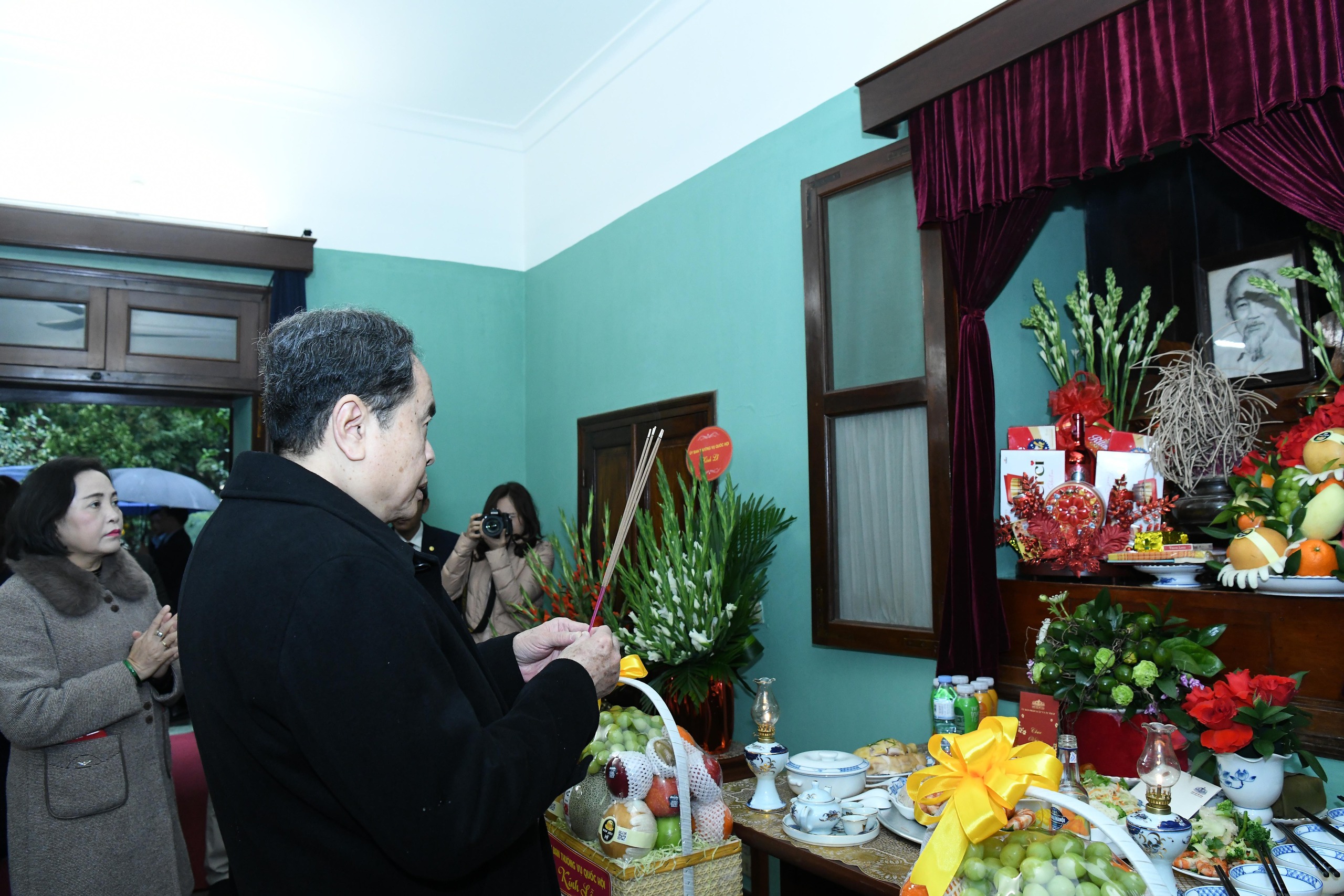 Chủ tịch Quốc hội Trần Thanh Mẫn d&acirc;ng hương tưởng nhớ Chủ tịch Hồ Ch&iacute; Minh 2026 - Ảnh 1.