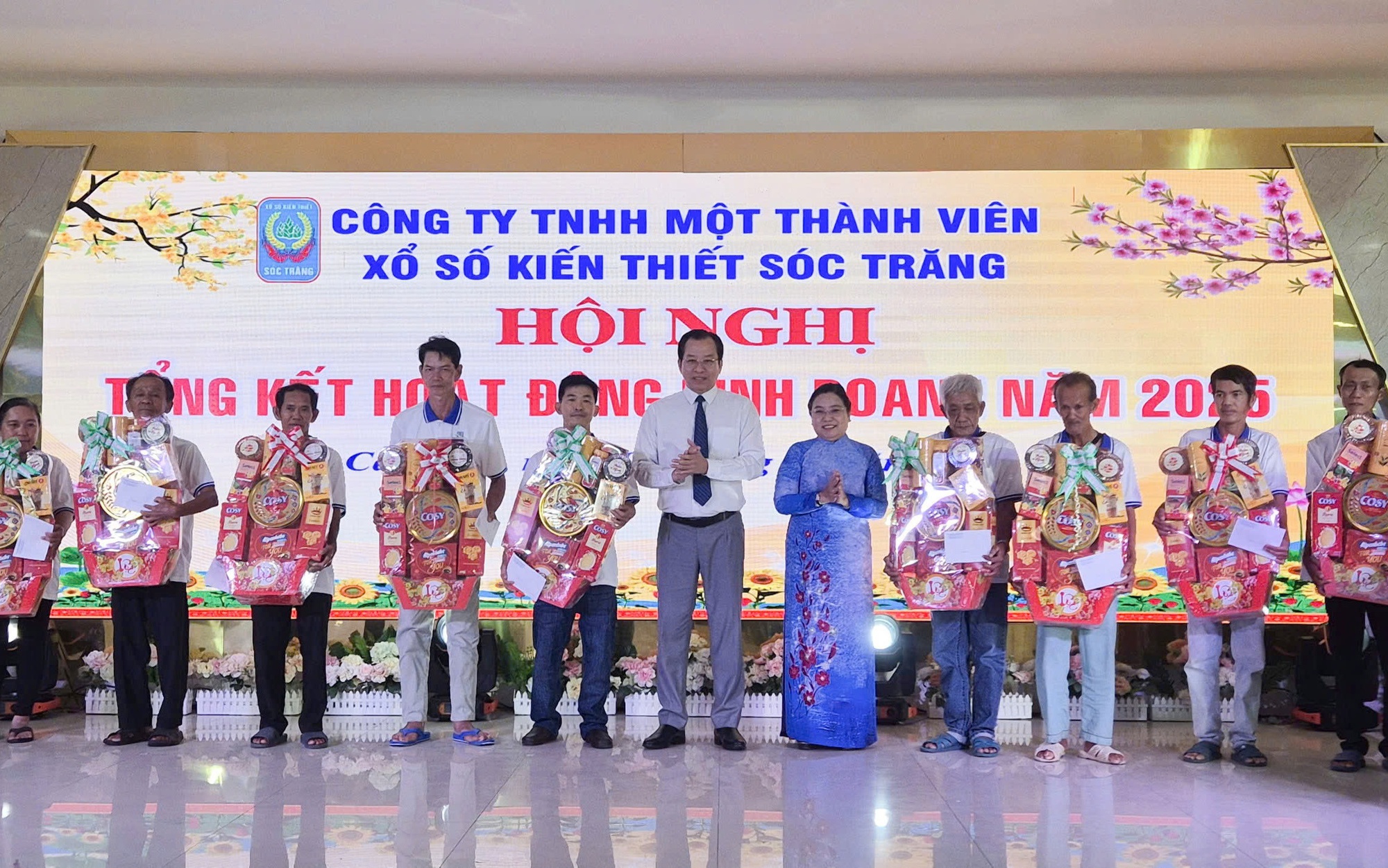 Công ty Xổ số Sóc Trăng nộp ngân sách trên 2.321 tỉ đồng