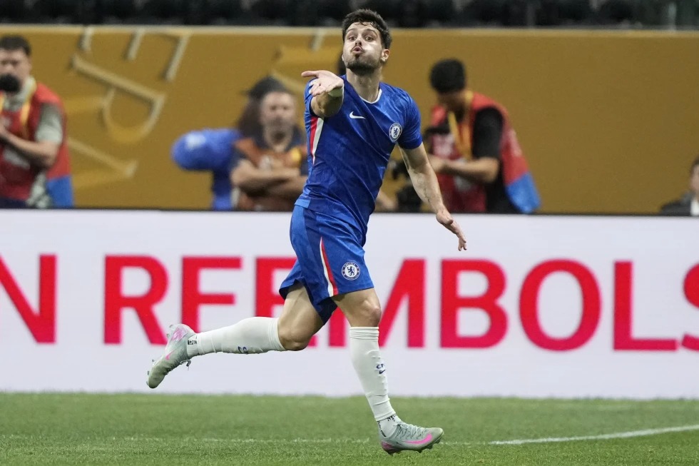 Arsenal “lép vế” trong đội hình kết hợp với Chelsea - Ảnh 10.