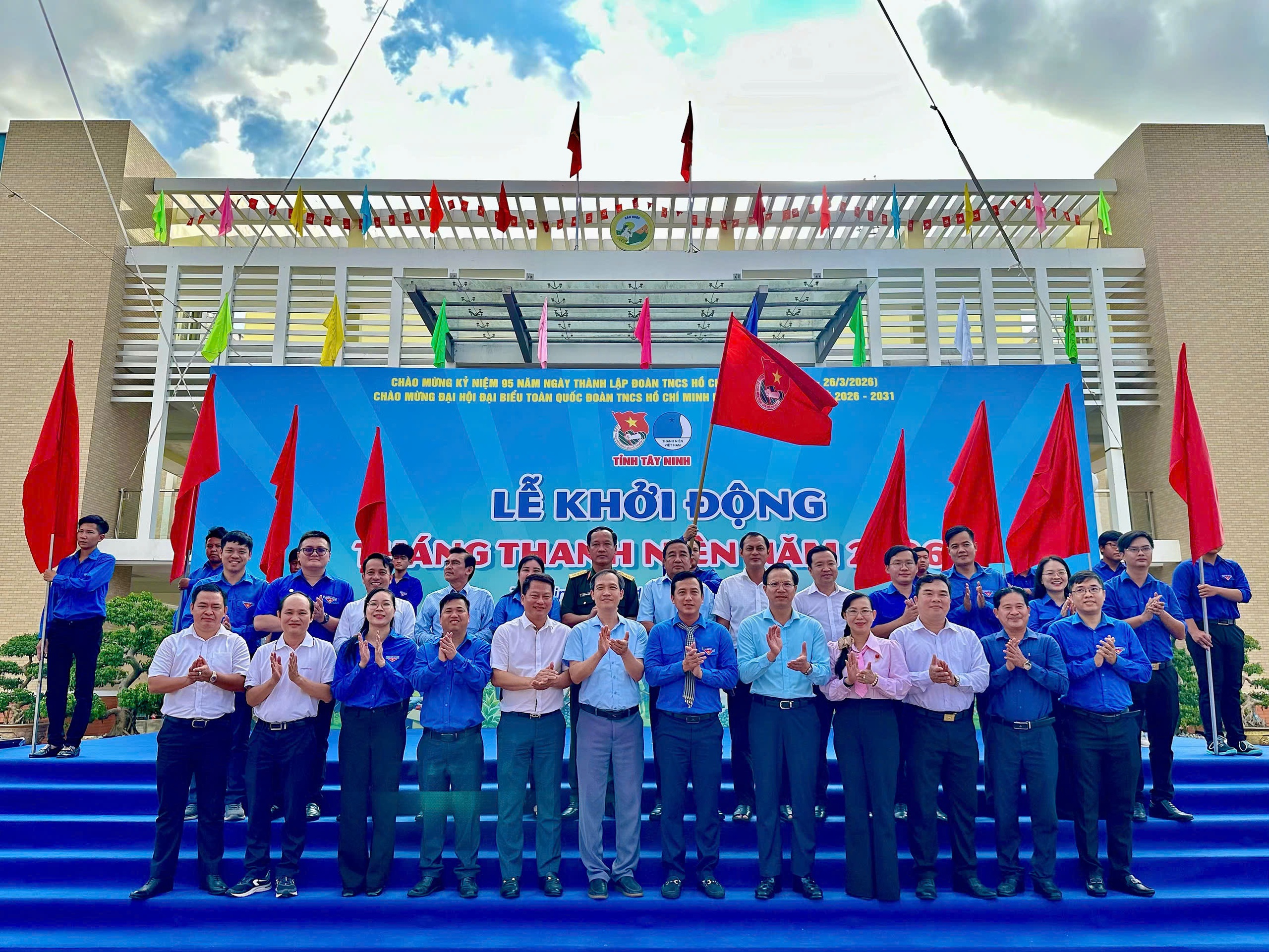 VIDEO: Khởi động Th&aacute;ng Thanh ni&ecirc;n 2026 với nhiều hoạt động &yacute; nghĩa tại T&acirc;y Ninh - Ảnh 1.