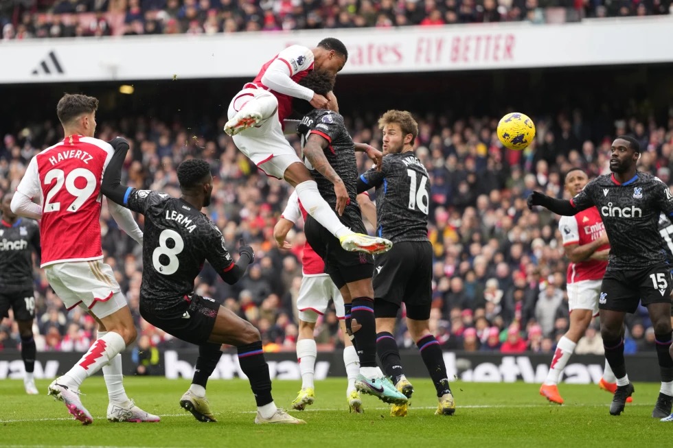 Arsenal “lép vế” trong đội hình kết hợp với Chelsea - Ảnh 4.