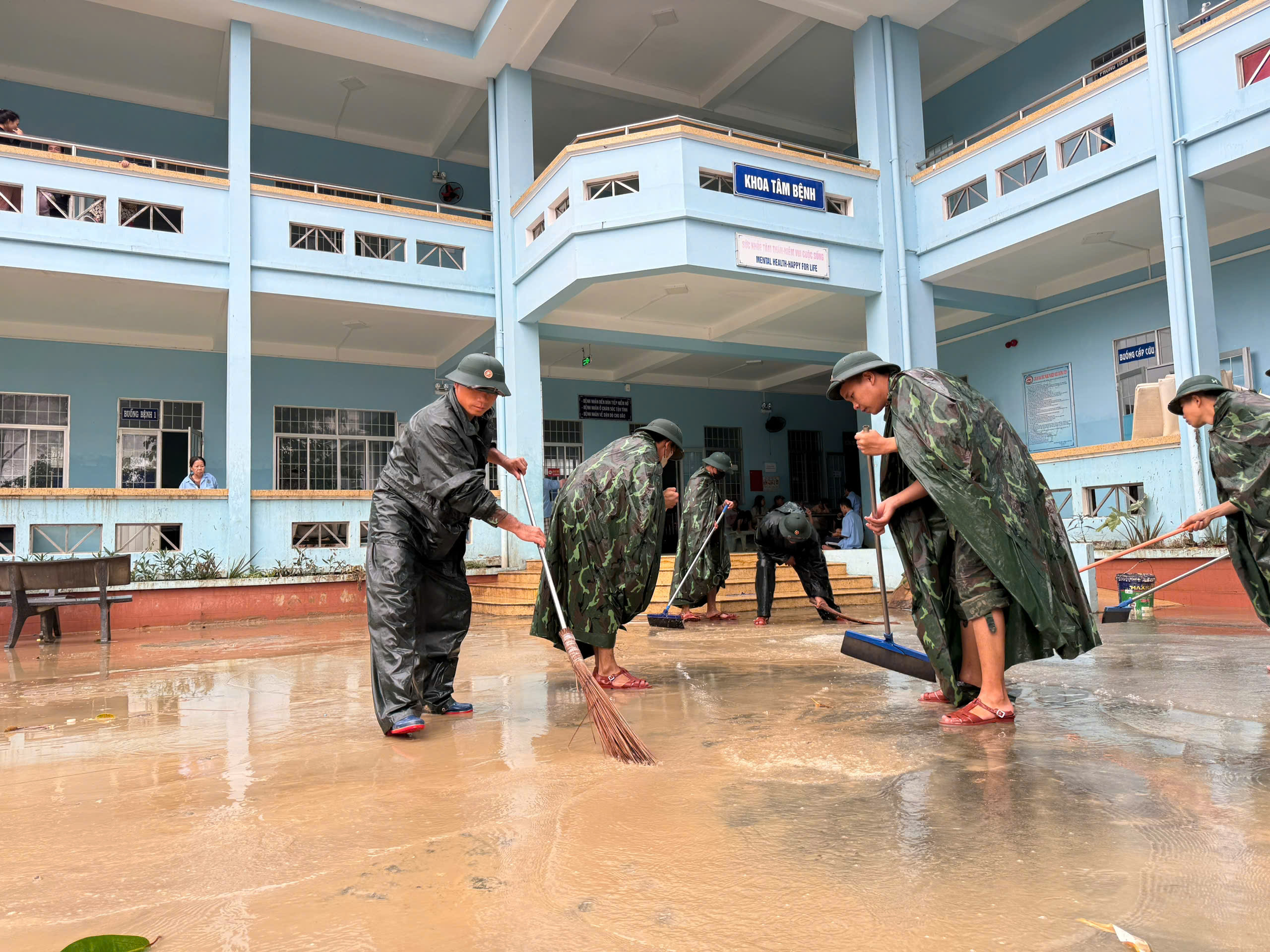 Ph&aacute; tan luận điệu xuy&ecirc;n tạc - Ảnh 1.