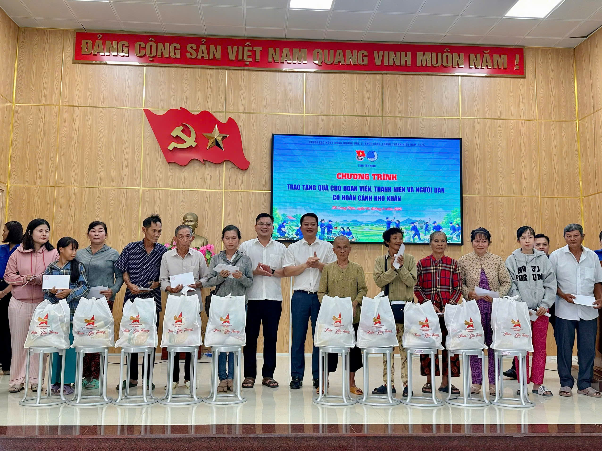 VIDEO: Khởi động Th&aacute;ng Thanh ni&ecirc;n 2026 với nhiều hoạt động &yacute; nghĩa tại T&acirc;y Ninh - Ảnh 4.