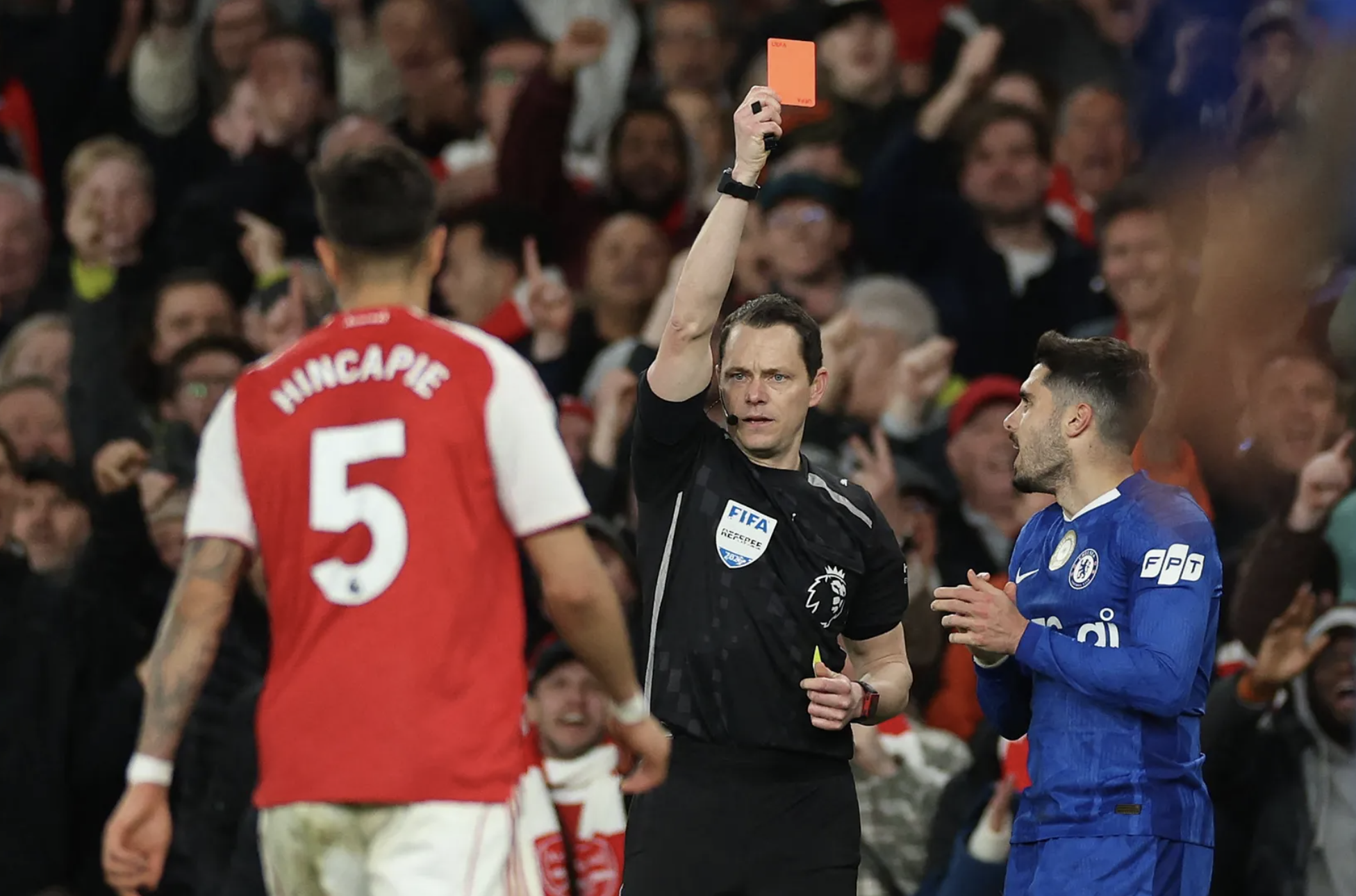 Mưa bàn thắng từ phạt góc, Arsenal đánh bại Chelsea ở derby London - Ảnh 6.
