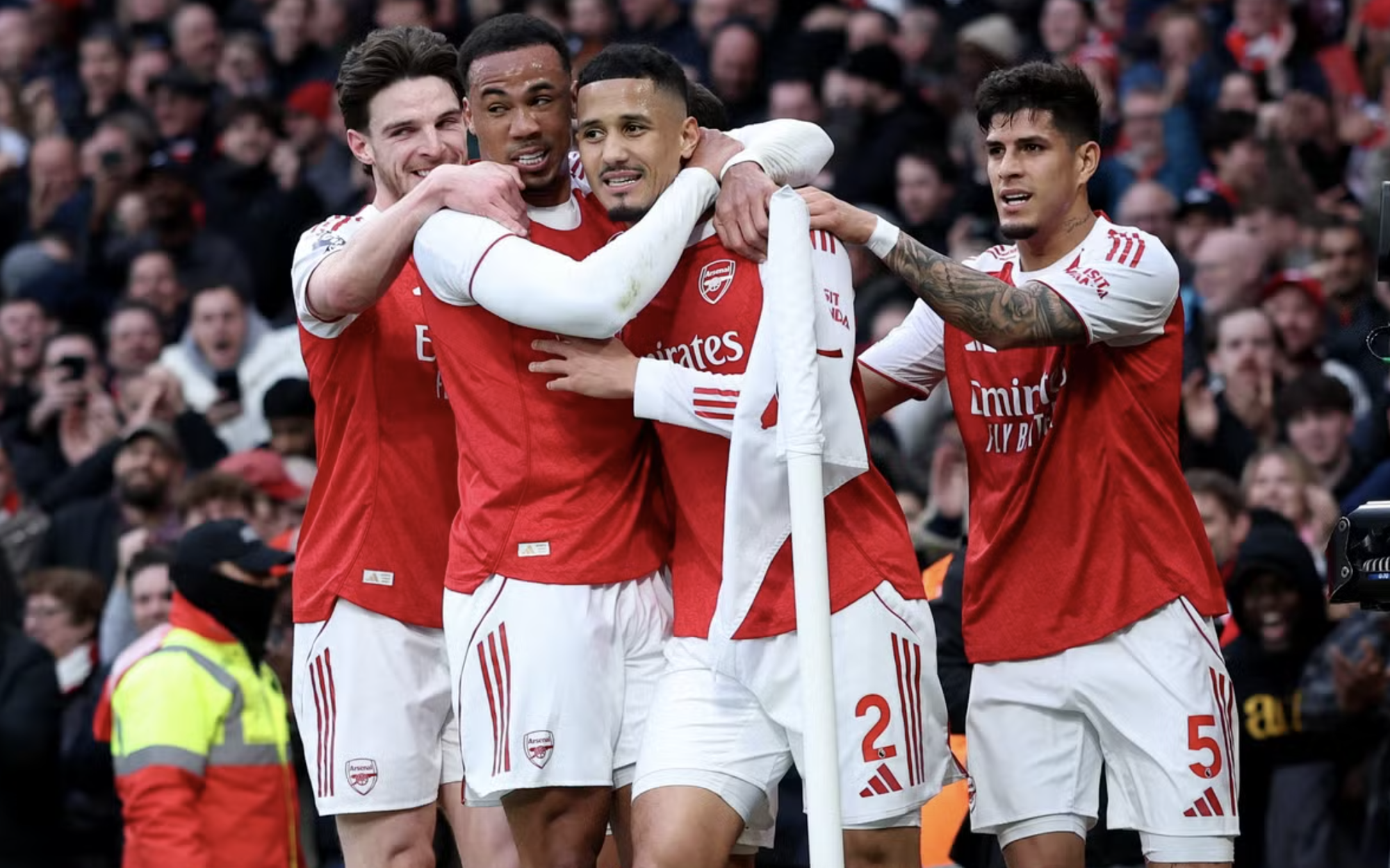 Mưa bàn thắng từ phạt góc, Arsenal đánh bại Chelsea ở derby London