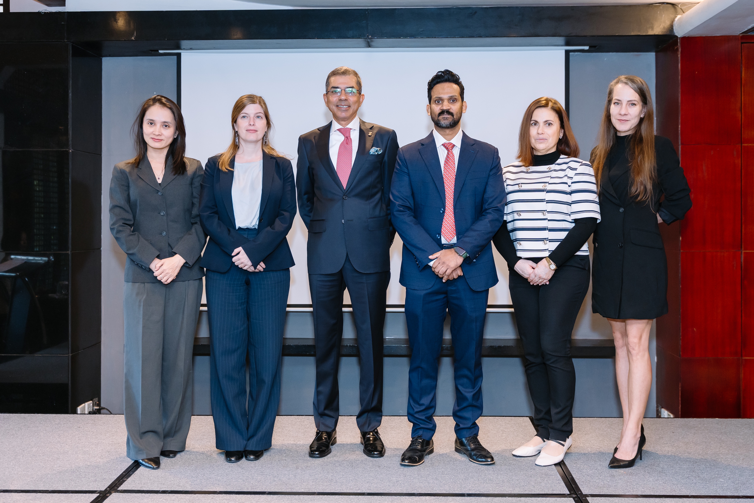 VFS Global khuyến nghị nộp hồ sơ thị thực sớm, cảnh gi&aacute;c lừa đảo trước m&ugrave;a du lịch cao điểm - Ảnh 2.