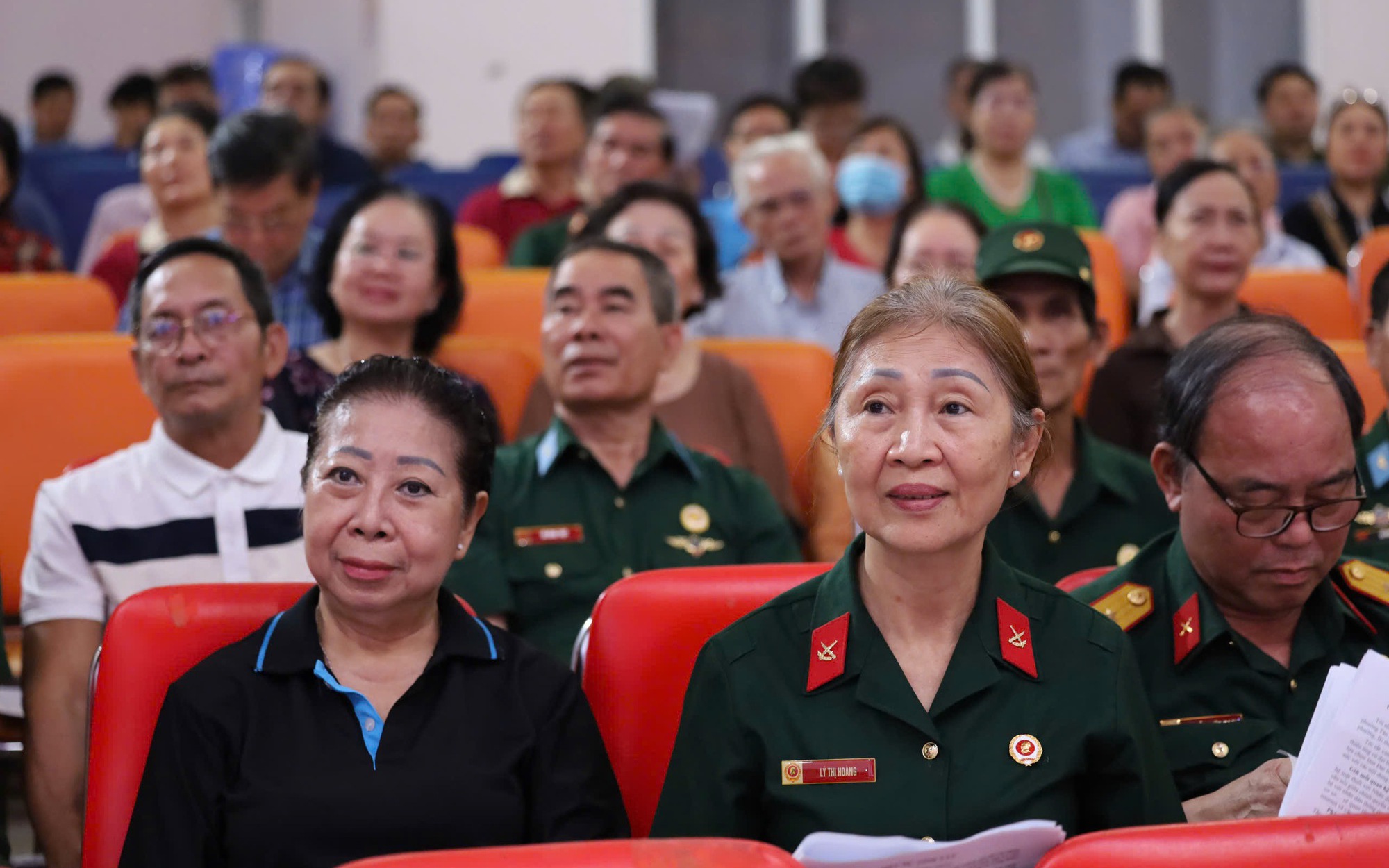 Cử tri "đặt hàng" bộ quy tắc ứng xử cho cư dân TPHCM