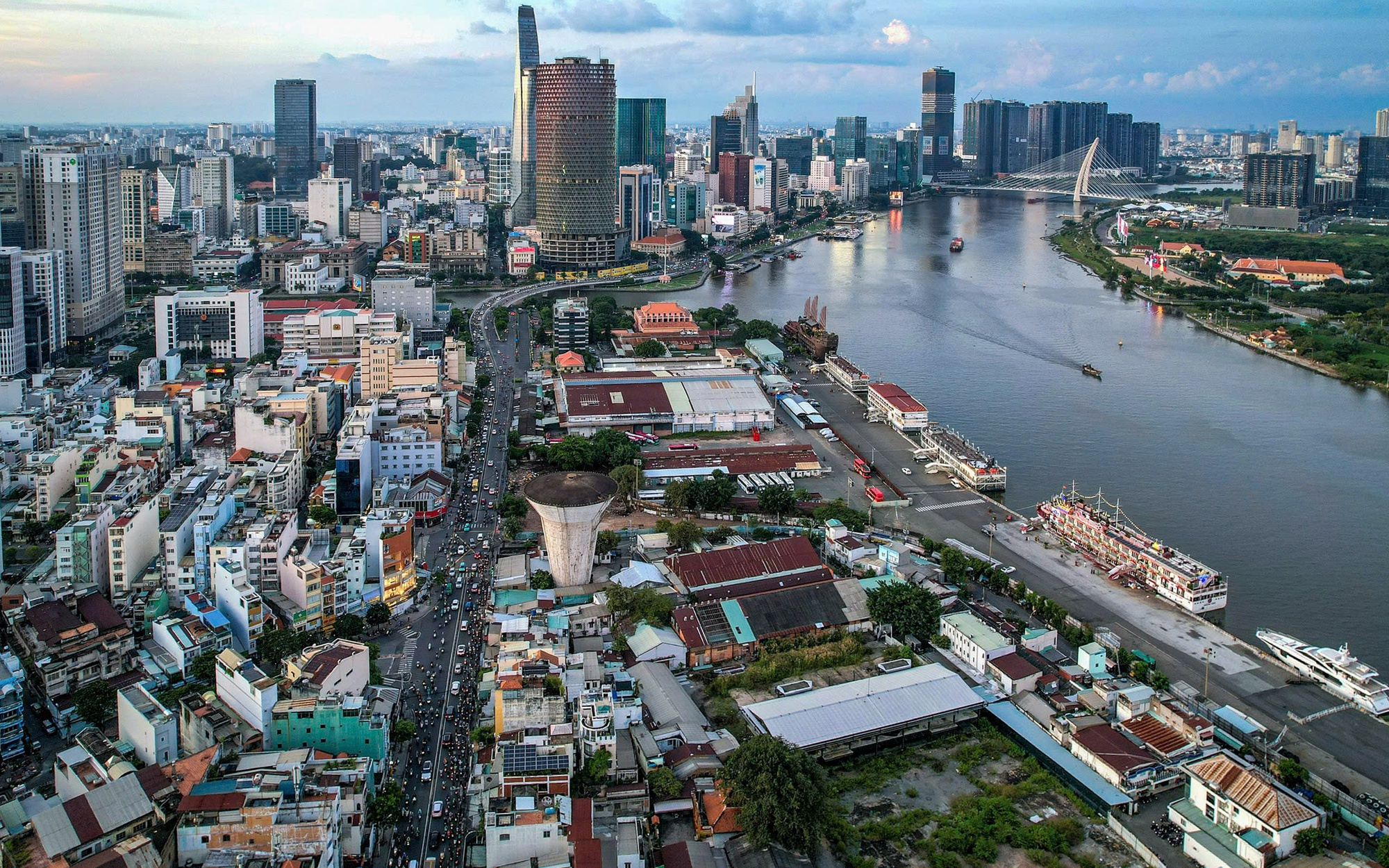 Nghiên cứu phương án đường sắt Bến Thành - Cần Giờ đi ngầm qua khu Nhà Rồng - Khánh Hội