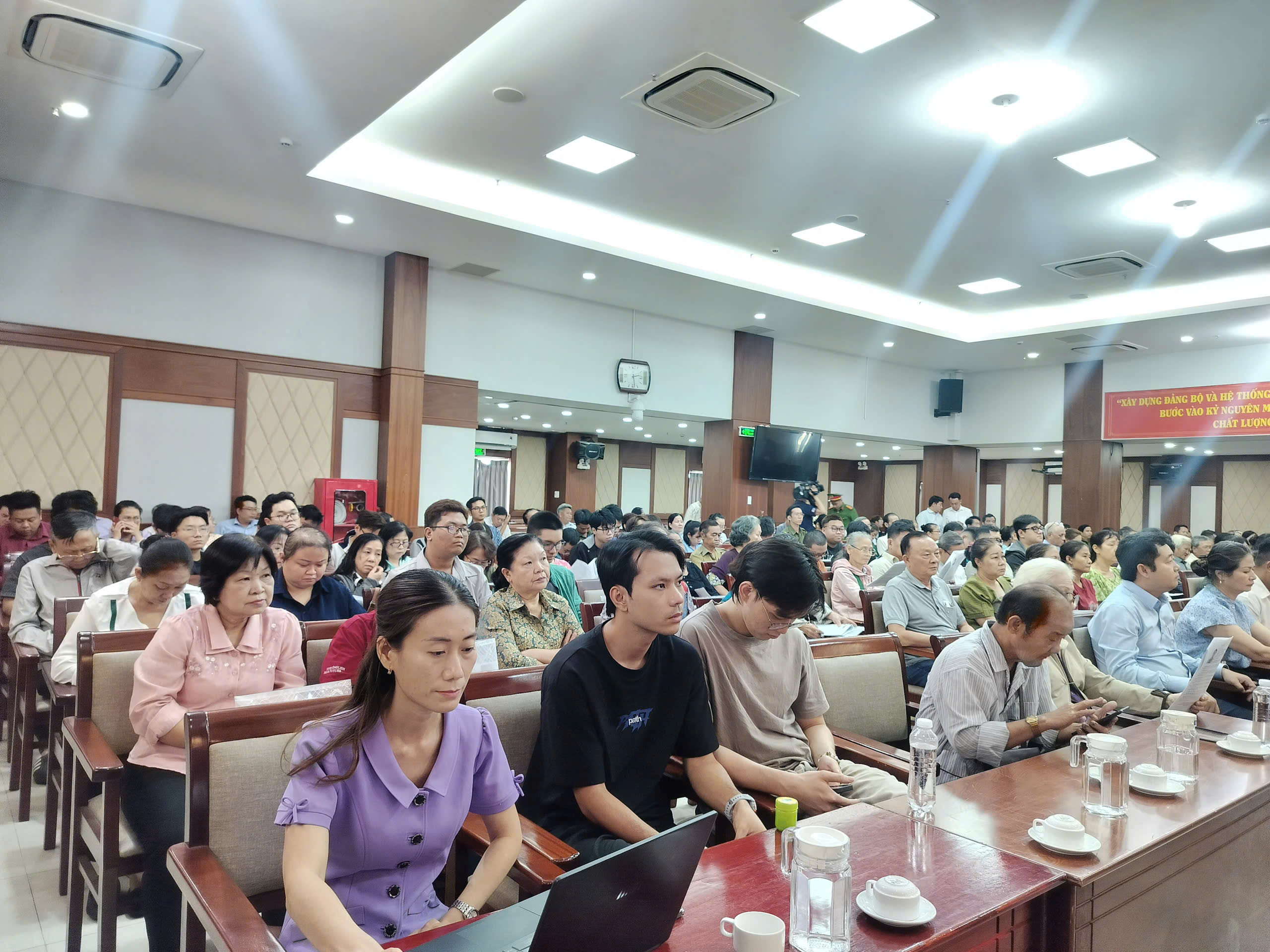 Thủ tục hành chính phải nhanh, gọn, dễ hiểu, dễ thực hiện - Ảnh 2.