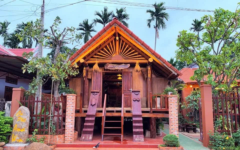 Hương cà phê trong nhà dài Ê đê