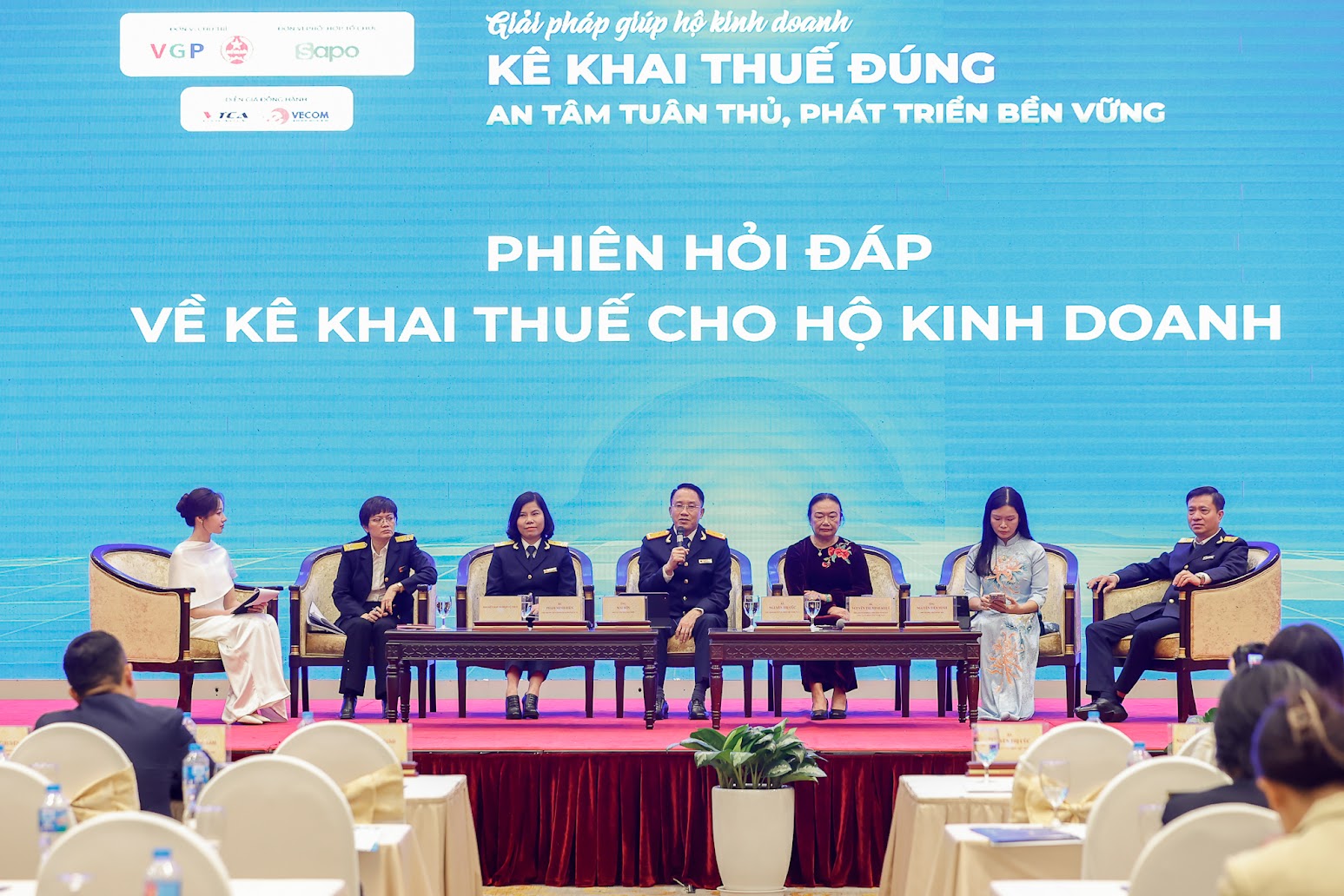 Ưu tiên hỗ trợ hộ kinh doanh kê khai thuế - Ảnh 1.