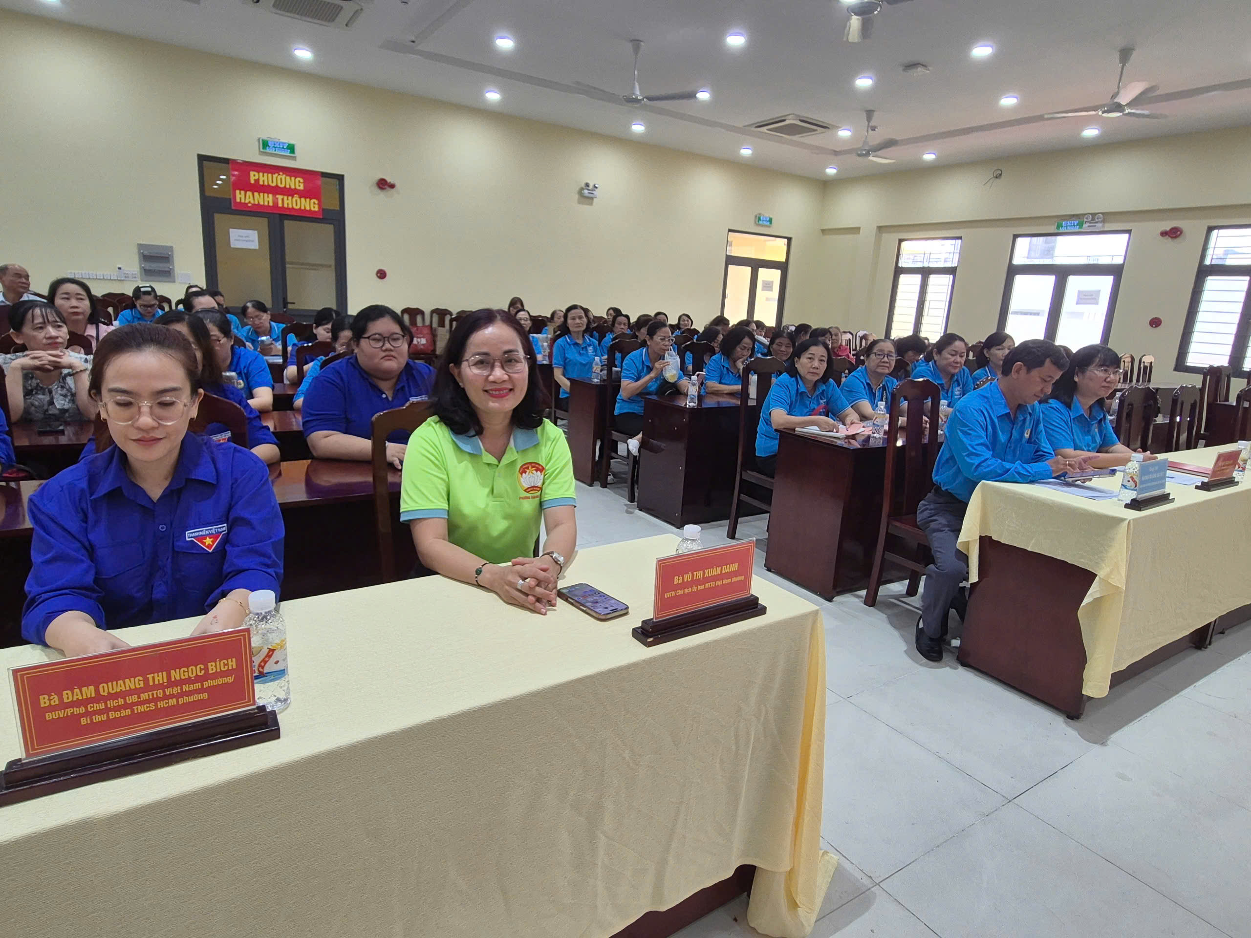 Trang bị kiến thức x&acirc;y dựng gia đ&igrave;nh hạnh ph&uacute;c cho lao động nữ - Ảnh 1.