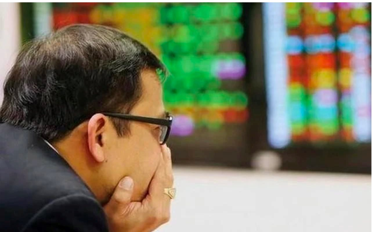 VN-Index mất gần 19 điểm do sức ép từ nhóm VN30 và cổ phiếu chứng khoán