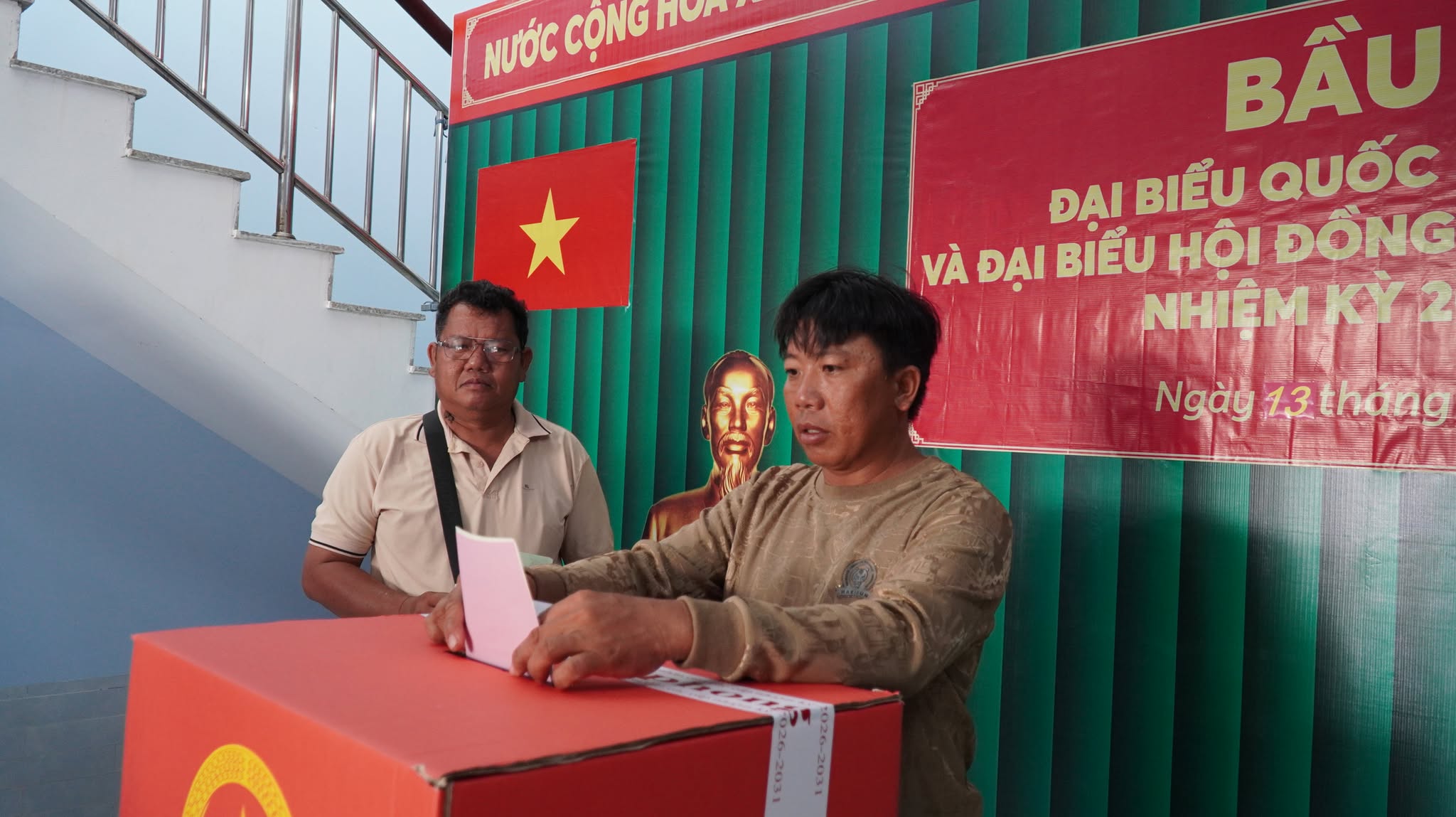 Bầu cử sớm tại đảo Hòn Khoai và Hòn Chuối của Cà Mau - Ảnh 1.