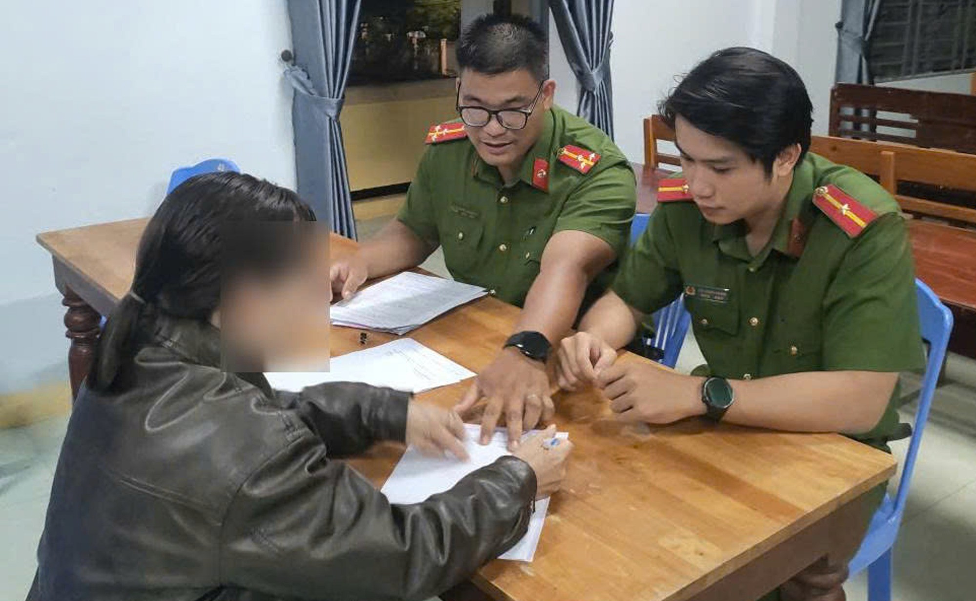 B&ocirc;i xấu người kh&aacute;c tr&ecirc;n Facebook, người phụ nữ mất 7,5 triệu đồng - Ảnh 1.