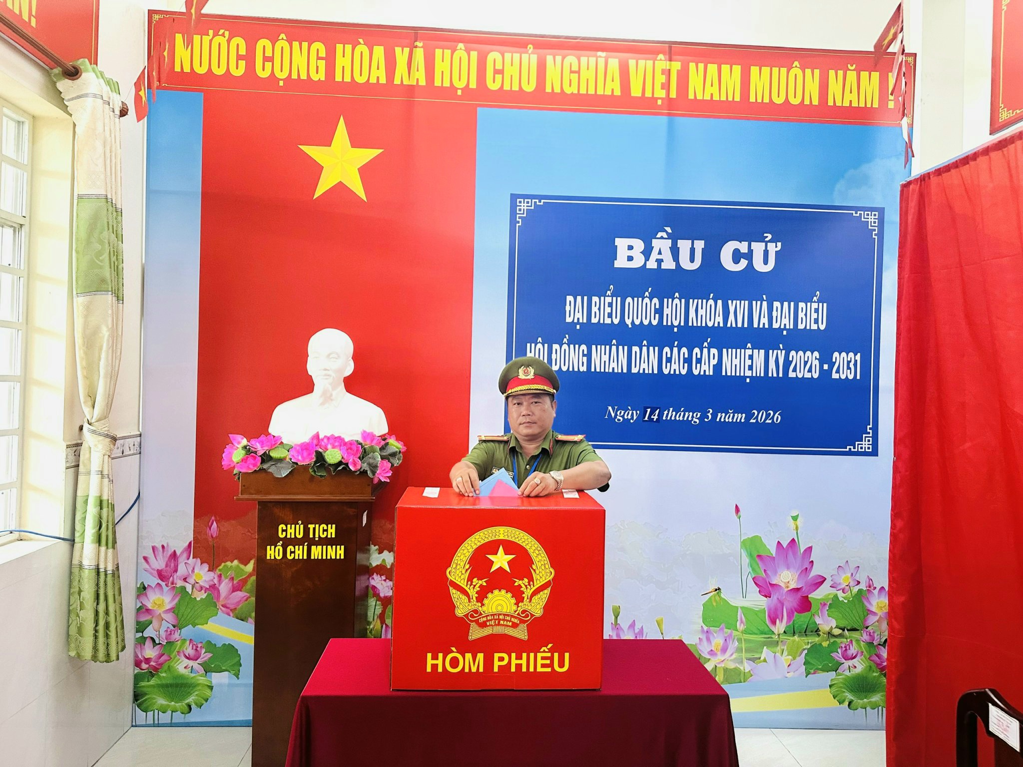 Hơn 2.000 cử tri thuộc lực lượng C&ocirc;ng an TP Cần Thơ bầu cử sớm - Ảnh 12.