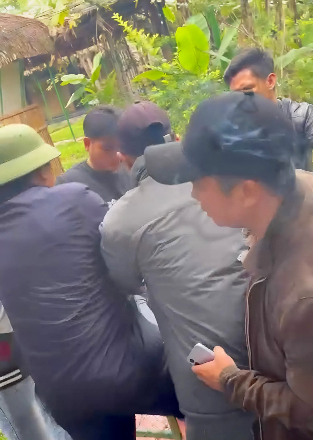 Doanh nghiệp Ph&ugrave; Sa Đỏ cầu cứu v&igrave; bị g&acirc;y rối tại Khu du lịch Phong Nha - Kẻ B&agrave;ng - Ảnh 2.