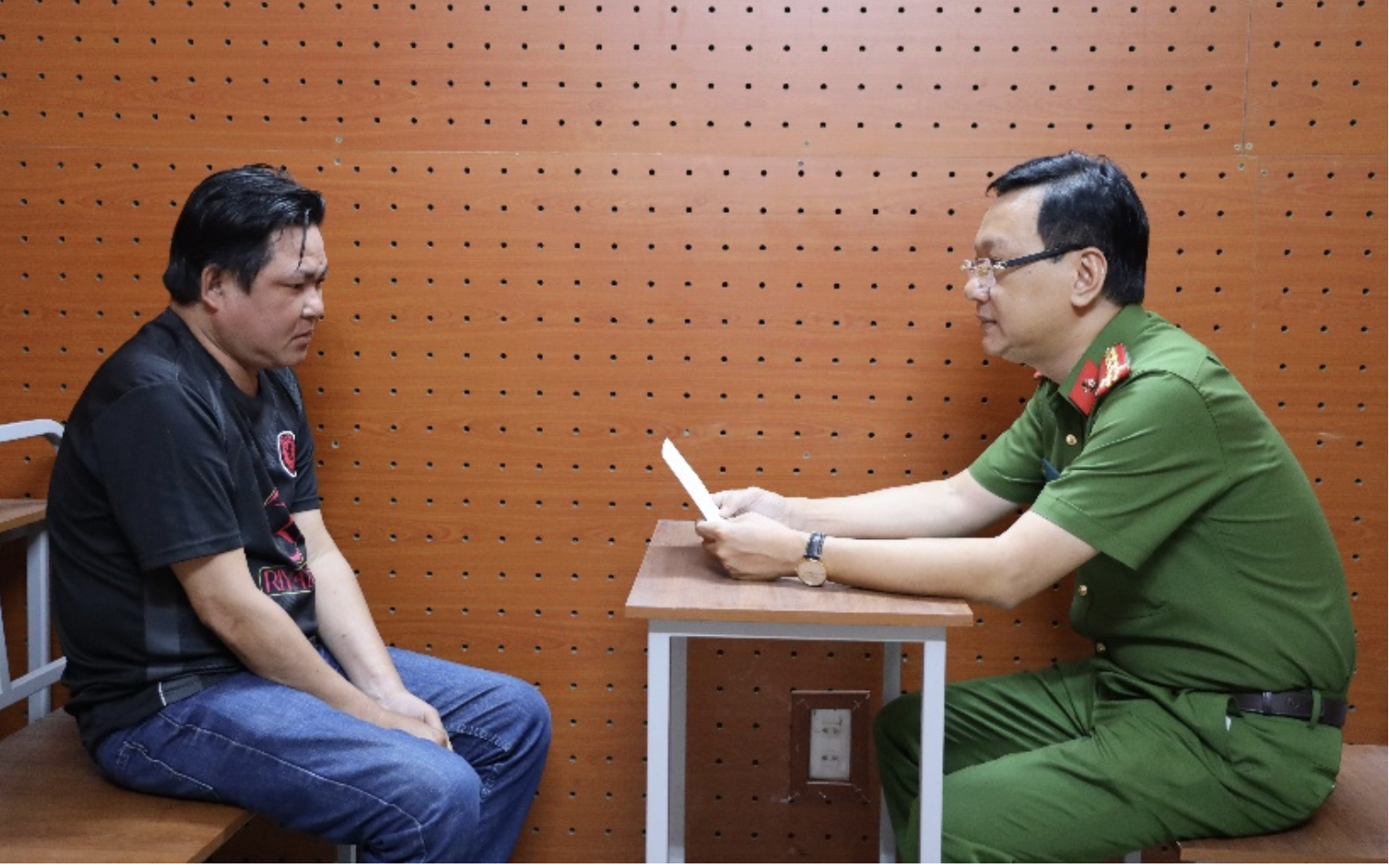 Vụ giật dây chuyền ở Liên Hoa Bảo Tháp: Công an đã bắt nhiều nghi phạm