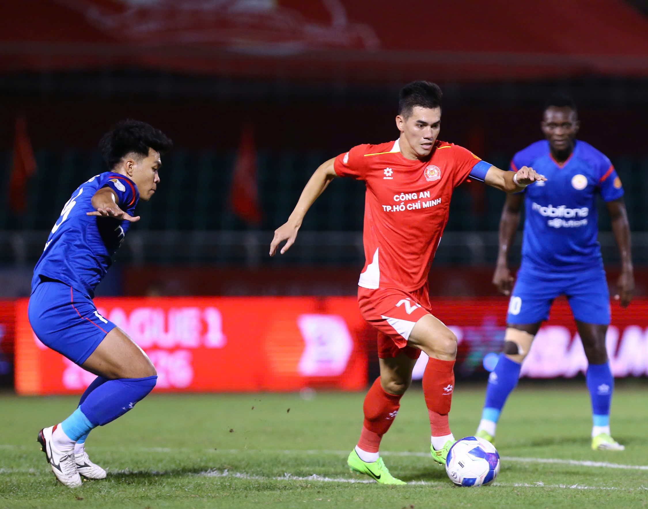 Nguyễn Tiến Linh bị loại khỏi tuyển Việt Nam dịp FIFA Days th&aacute;ng 3-2026 - Ảnh 2.
