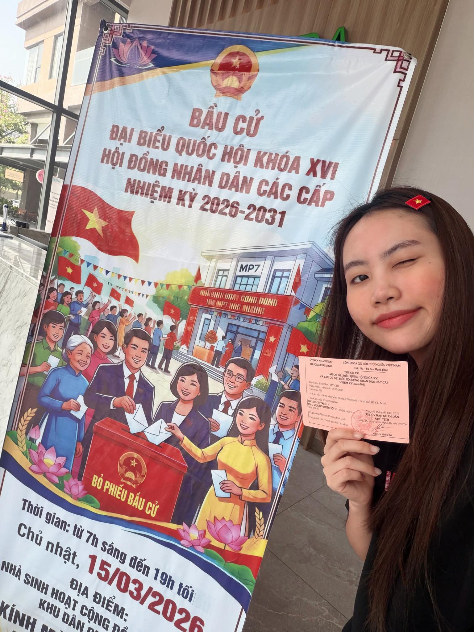 Văn nghệ sĩ nô nức đi bầu cử, gửi gắm niềm tin vào tương lai đất nước - Ảnh 3.
