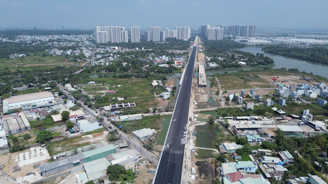 H&agrave;ng loạt c&ocirc;ng tr&igrave;nh r&uacute;t ngắn thời gian về đ&iacute;ch - Ảnh 3.
