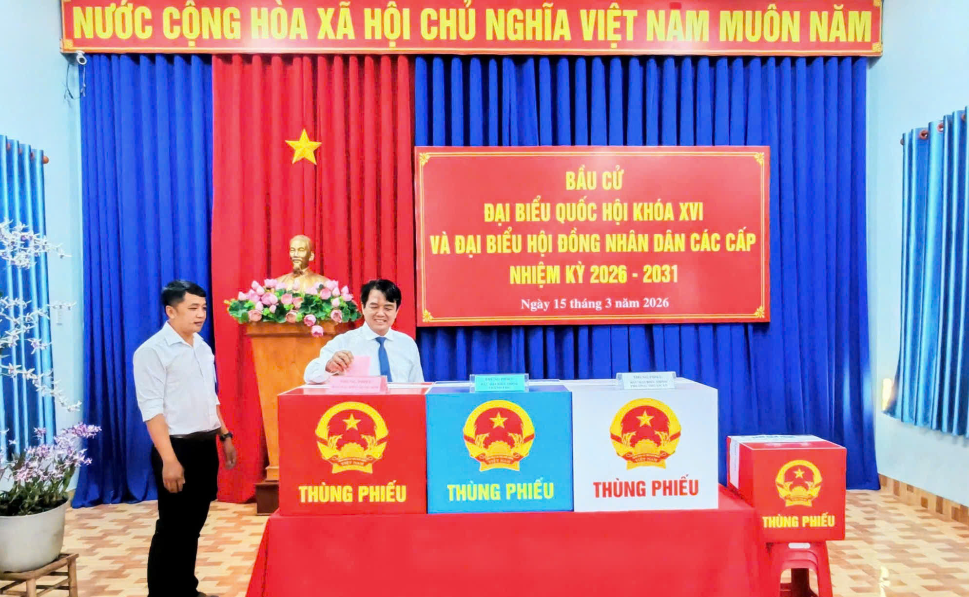 L&atilde;nh đạo TPHCM tham gia bầu cử 2026 v&agrave; quyền c&ocirc;ng d&acirc;n - Ảnh 13.