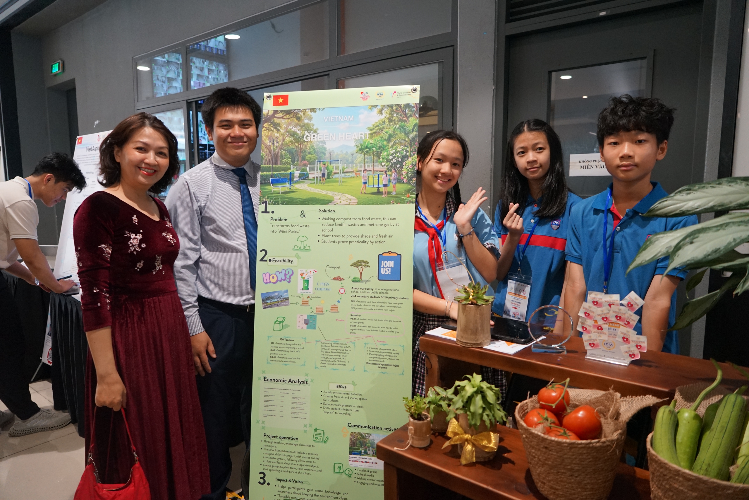 Tự học AI trong 2 tuần, học sinh lớp 9 gi&agrave;nh giải Nhất với dự &aacute;n chống lừa đảo - Ảnh 2.