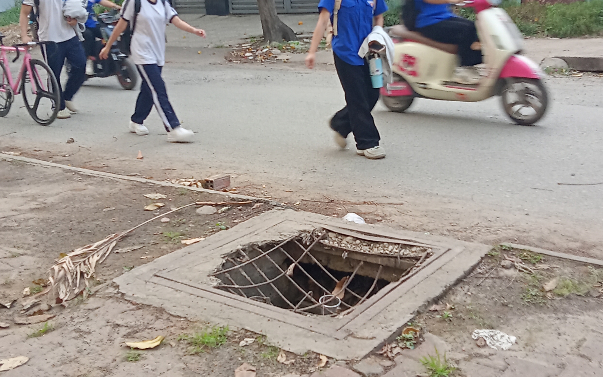 Hố ga nguy hiểm