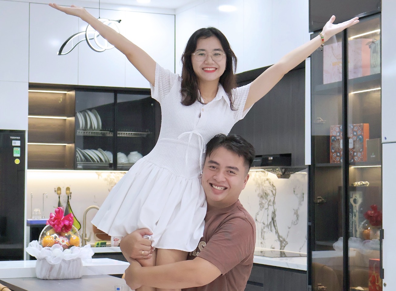 Khi người trẻ chọn kết hôn sớm - Ảnh 1.