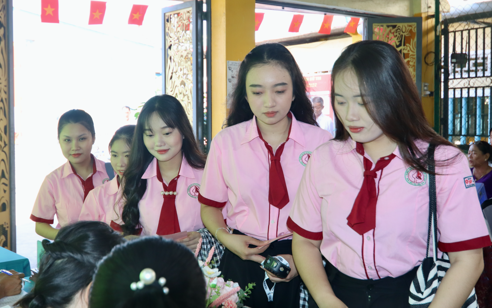 Rộn ràng ngày hội bầu cử trên xã đảo Thạnh An