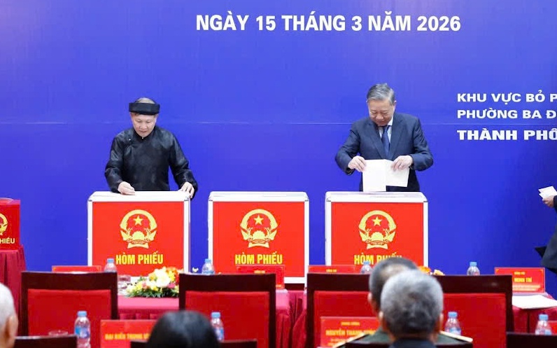 Nhiều điểm bầu cử đã có 100% cử tri đi bỏ phiếu