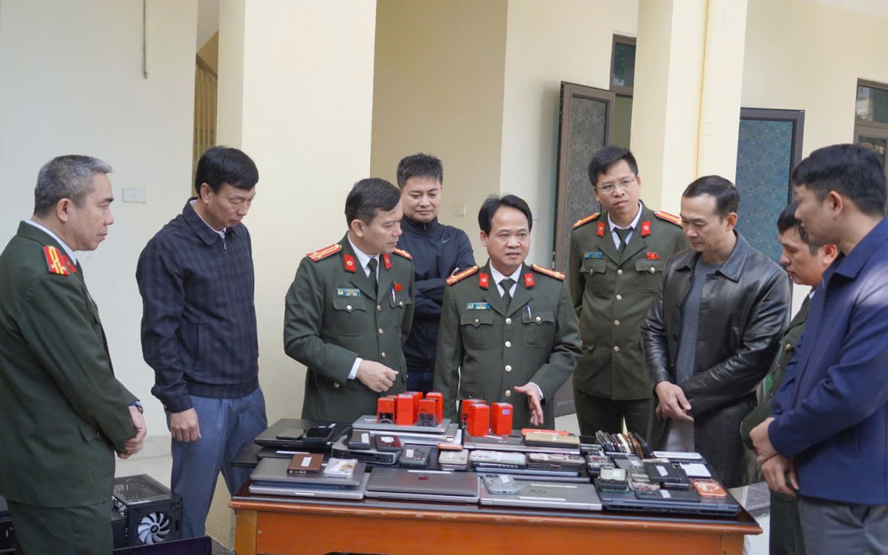 Bị dụ chơi tiền ảo, người phụ nữ mất trắng 7,3 tỉ đồng