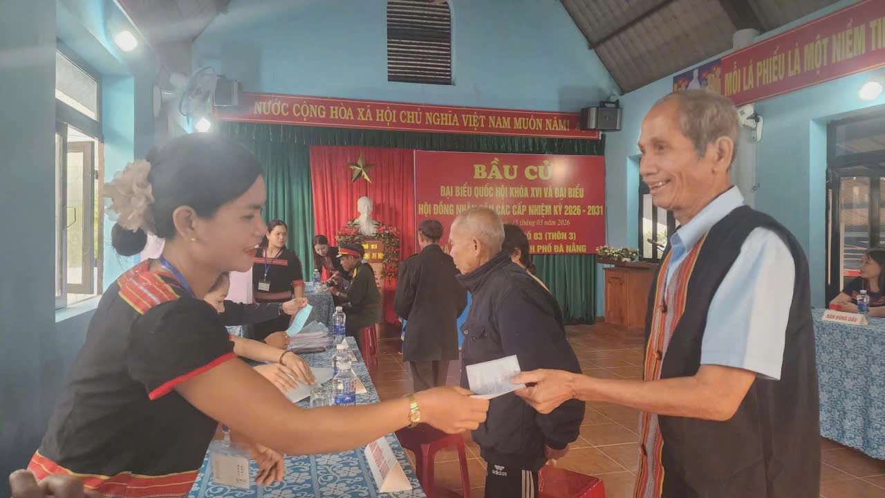 Phó Chủ tịch Quốc hội Trần Quang Phương tham gia bầu cử tại Đà Nẵng 2026 - Ảnh 23.