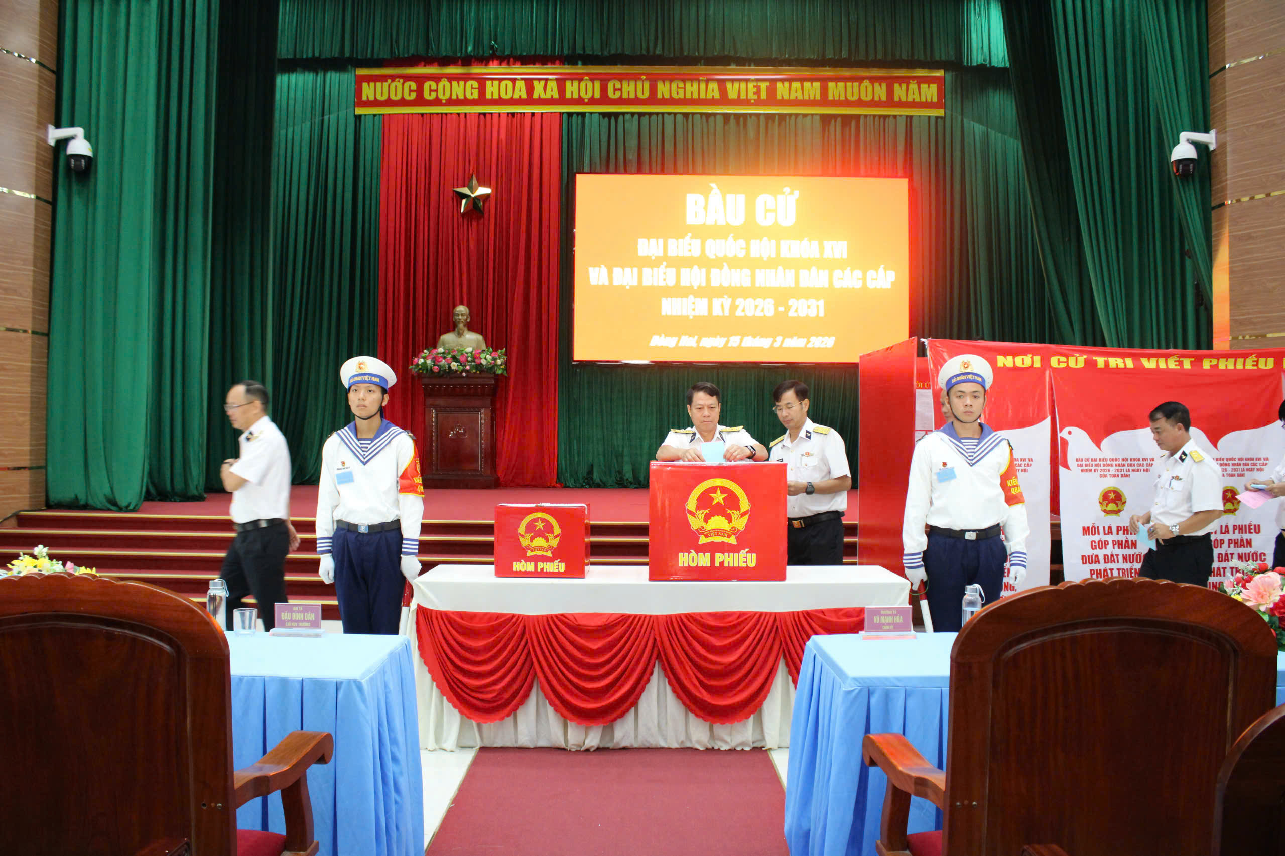 TP HCM: Tưng bừng "Ng&agrave;y hội non s&ocirc;ng" - Ảnh 74.