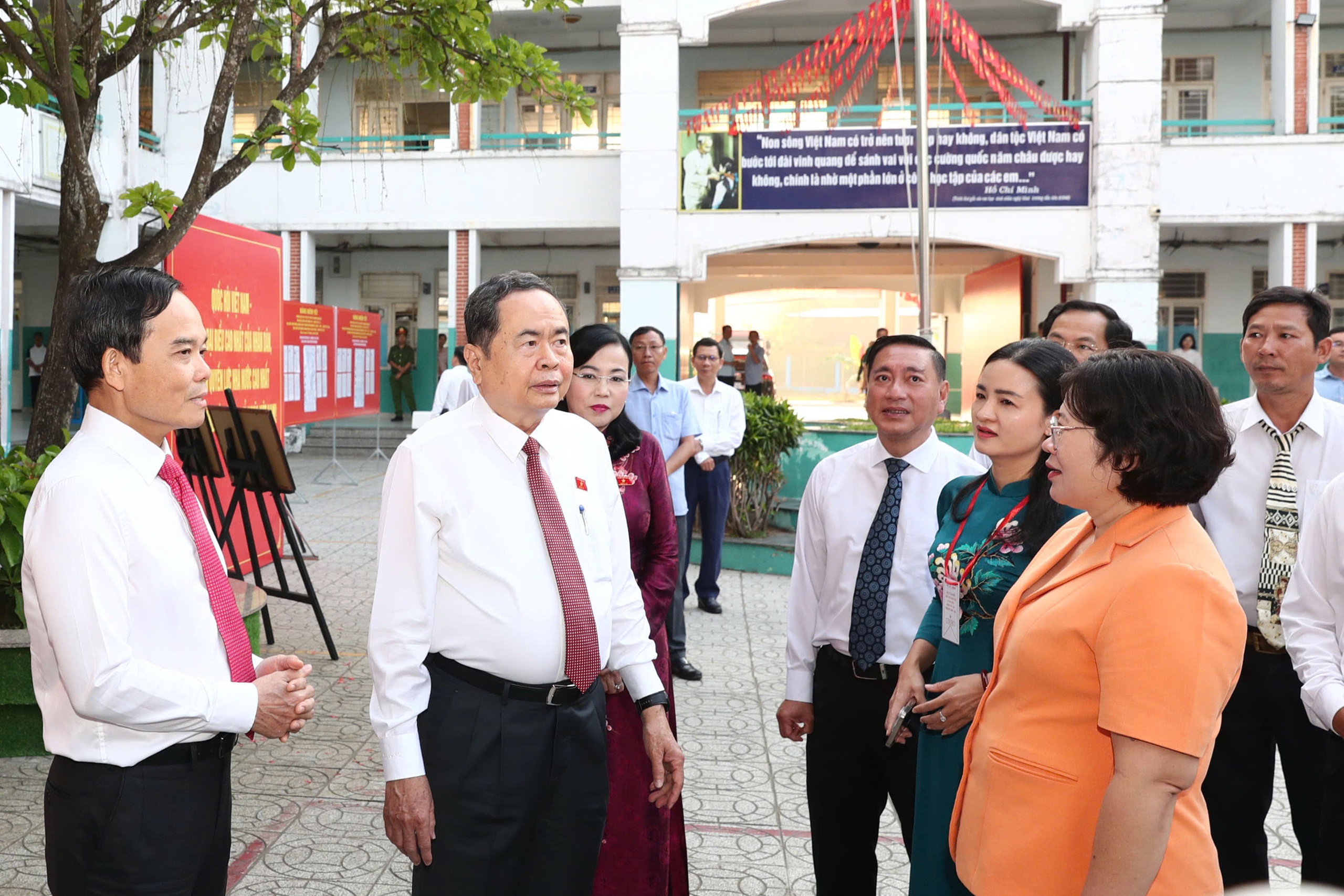 TP HCM: Tưng bừng "Ng&agrave;y hội non s&ocirc;ng" - Ảnh 17.