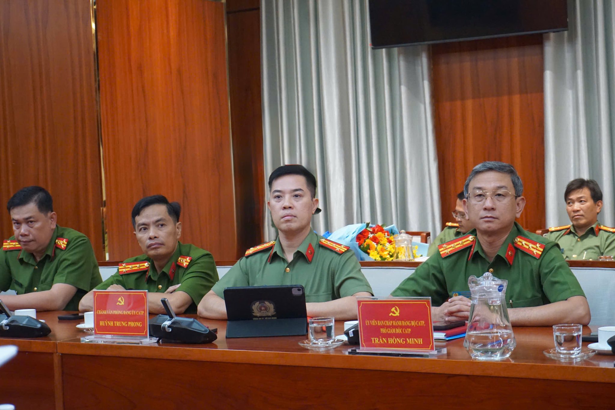 Công an TPHCM công bố quyết định bổ nhiệm chức danh tư pháp 2 lãnh đạo - Ảnh 4.