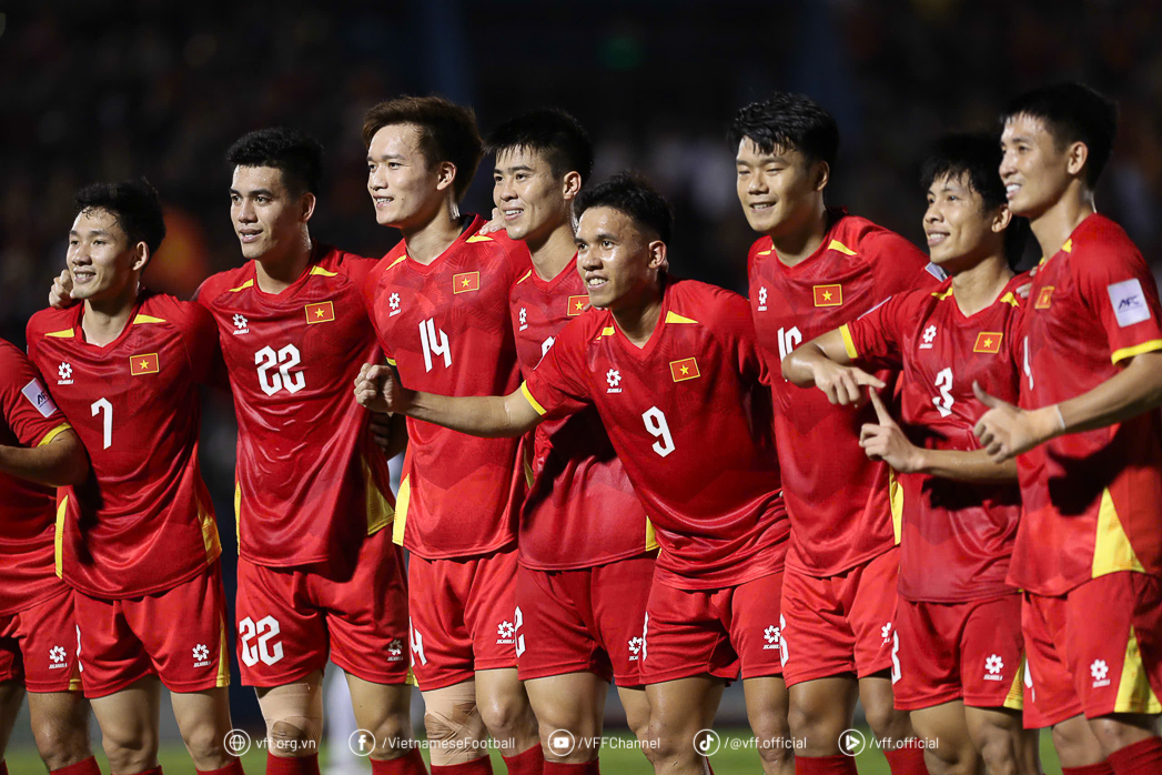 Tuyển Việt Nam đứng trước cơ hội v&ocirc; địch giải đấu của FIFA - Ảnh 2.