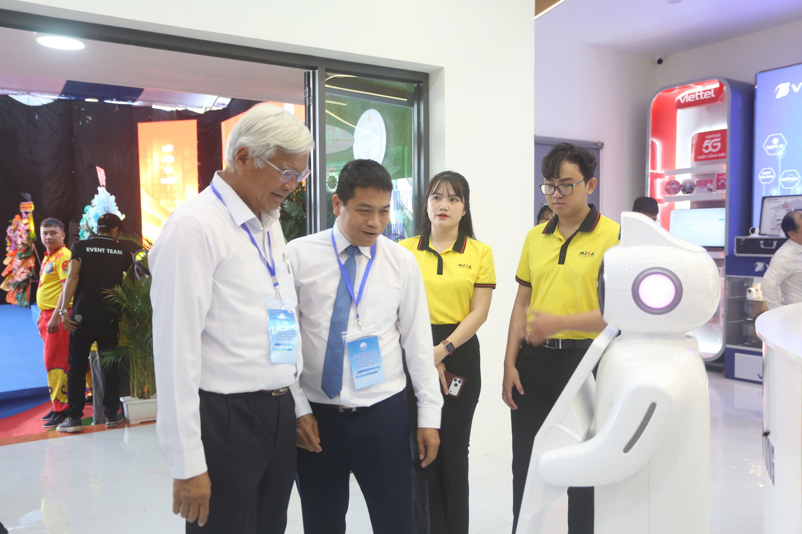 T&acirc;y Ninh: Đưa Trung t&acirc;m Đổi mới s&aacute;ng tạo th&agrave;nh "hạt nh&acirc;n" hỗ trợ doanh nghiệp - Ảnh 4.