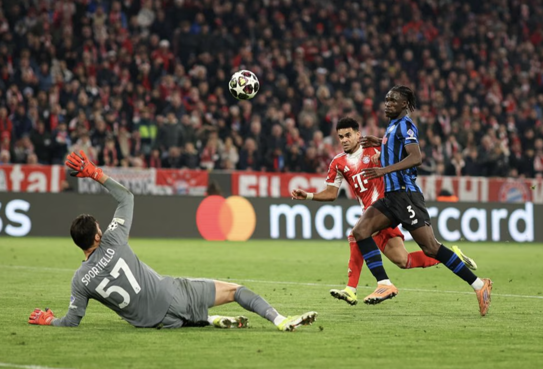Bayern Munich đại thắng Atalanta, tạo mưa b&agrave;n thắng ở Munchen - Ảnh 5.