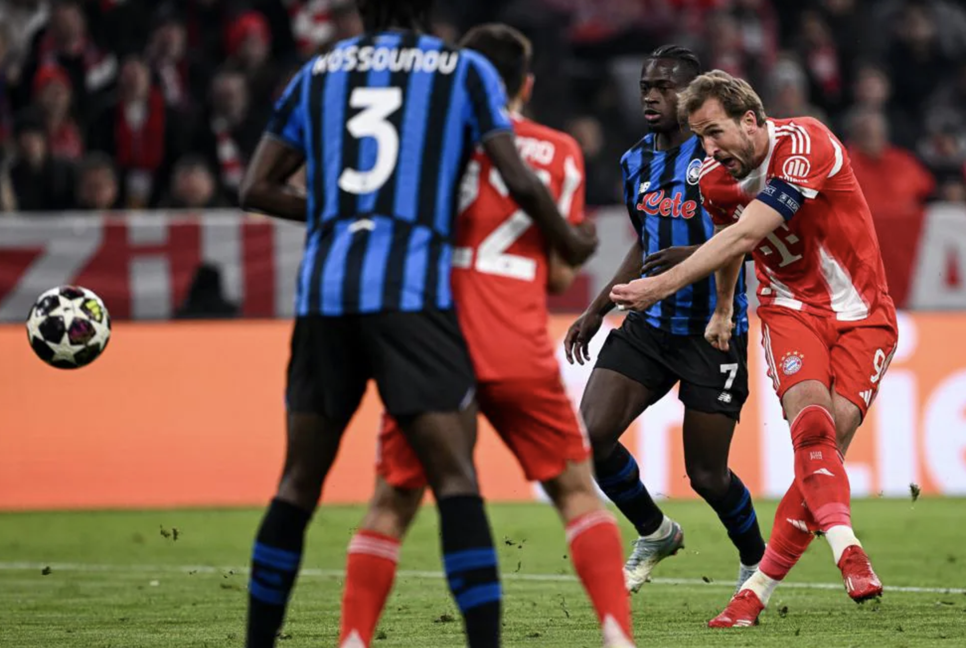 Bayern Munich đại thắng Atalanta, tạo mưa b&agrave;n thắng ở Munchen - Ảnh 3.