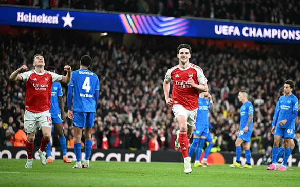 Arsenal - hy vọng còn lại của bóng đá Anh