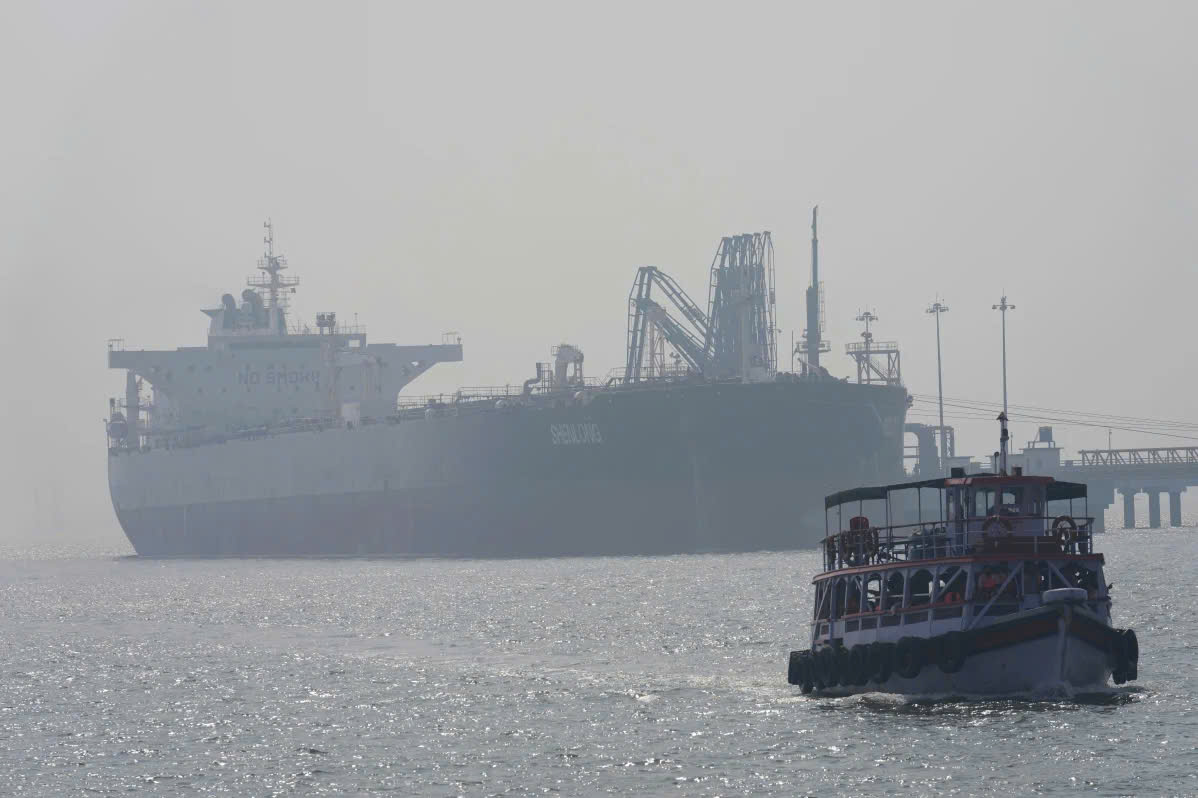 Ai đang thực sự nắm giữ "chìa khóa" thông hành tại eo biển Hormuz? - Ảnh 3.