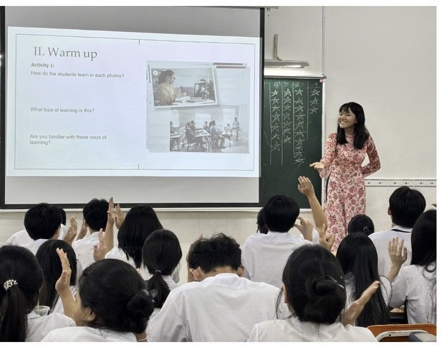 Th&uacute; vị trải nghiệm "Một ng&agrave;y l&agrave;m gi&aacute;o vi&ecirc;n" của học sinh Trường B&ugrave;i Thị Xu&acirc;n  - Ảnh 2.