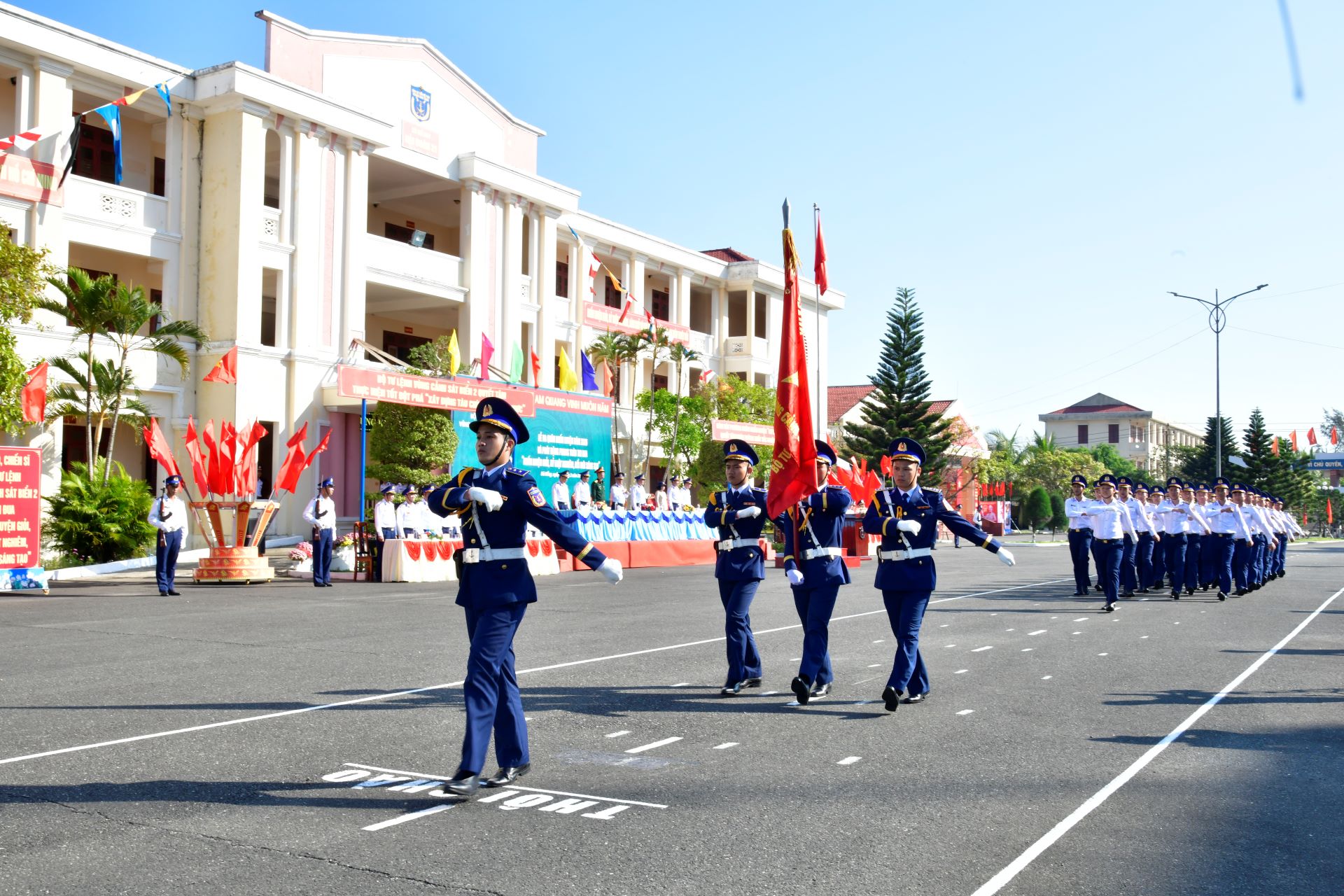 Bộ Tư lệnh V&ugrave;ng Cảnh s&aacute;t biển 2 ra qu&acirc;n huấn luyện năm 2026 - Ảnh 2.